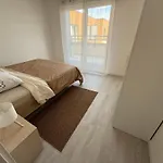 Neuf Centre Saint-sever 아파트